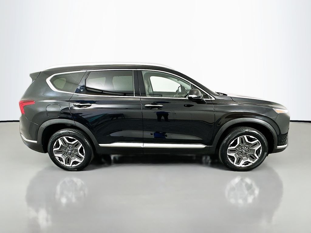 Used 2023 Black Hyundai Limited image 4