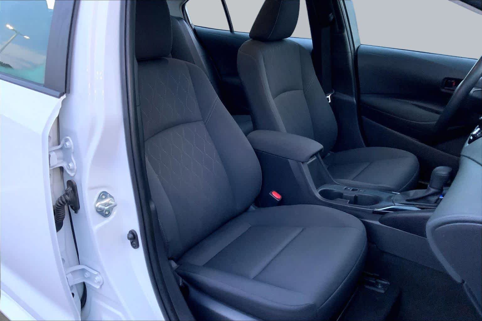 Used 2024 Ice Cap Toyota LE image 8