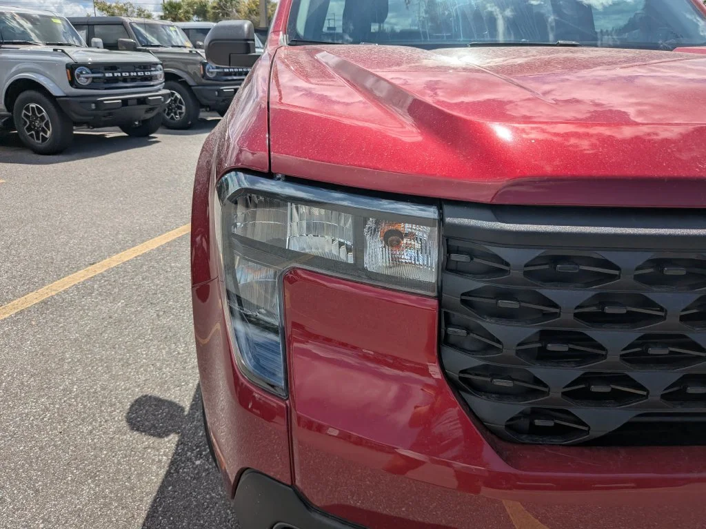 New 2026 Ruby Red Metallic Tinted Clearcoat Ford XLT image 9