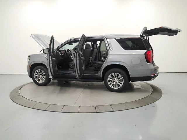 Used 2025 Silver GMC Denali image 14