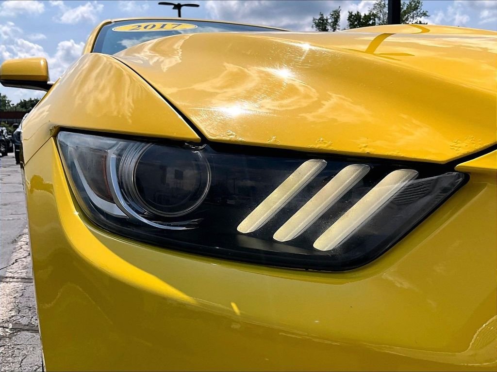 Used 2017 Yellow Ford EcoBoost image 33