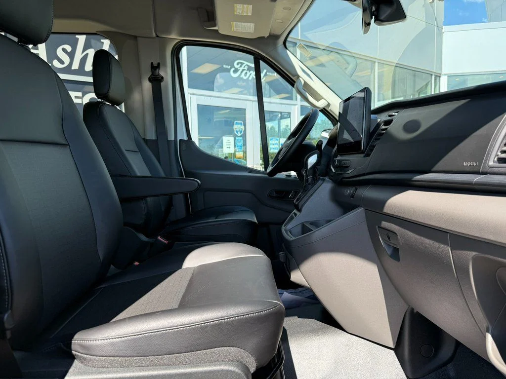 2025 Ford Transit Passenger Van XL - Photo 16