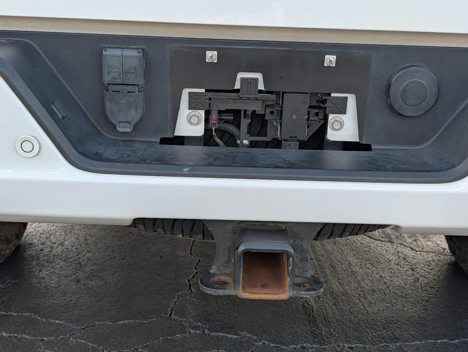 Certified Used 2024 Summit White GMC AT4 image 38