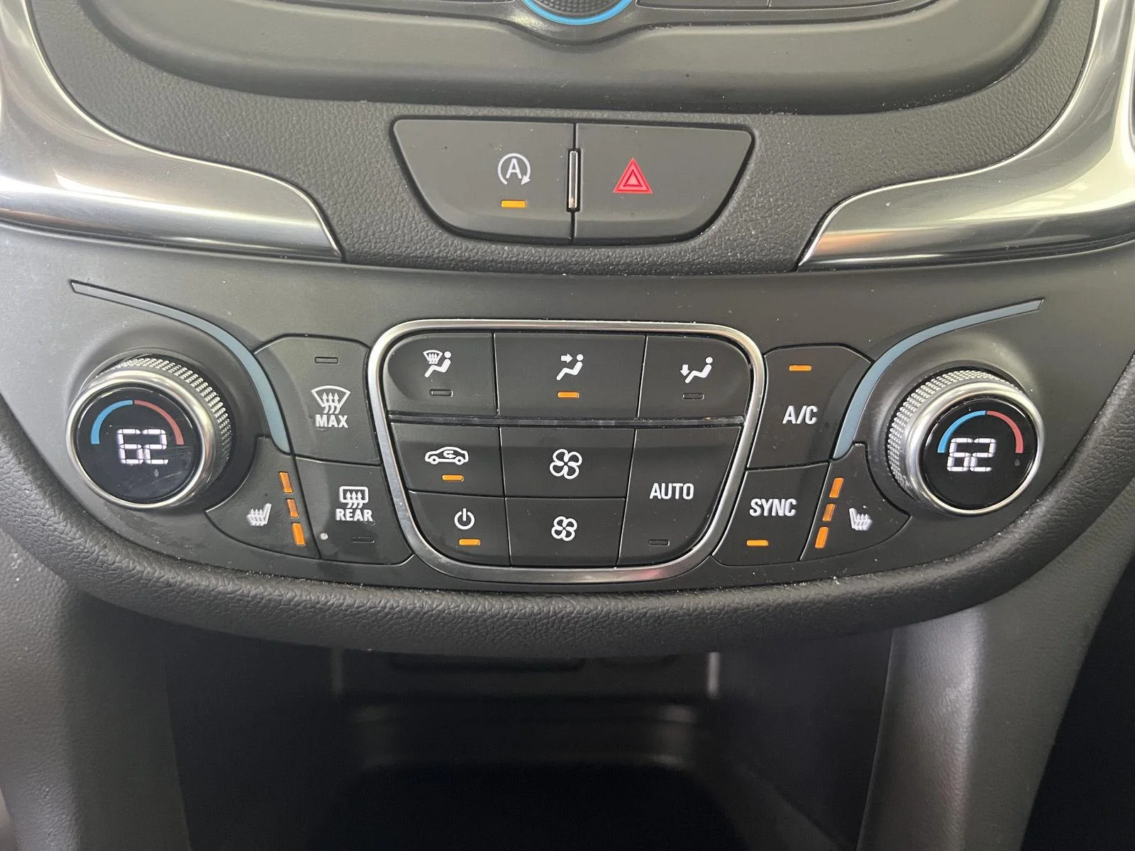 Used 2024 Lakeshore Blue Metallic Chevrolet LT image 15