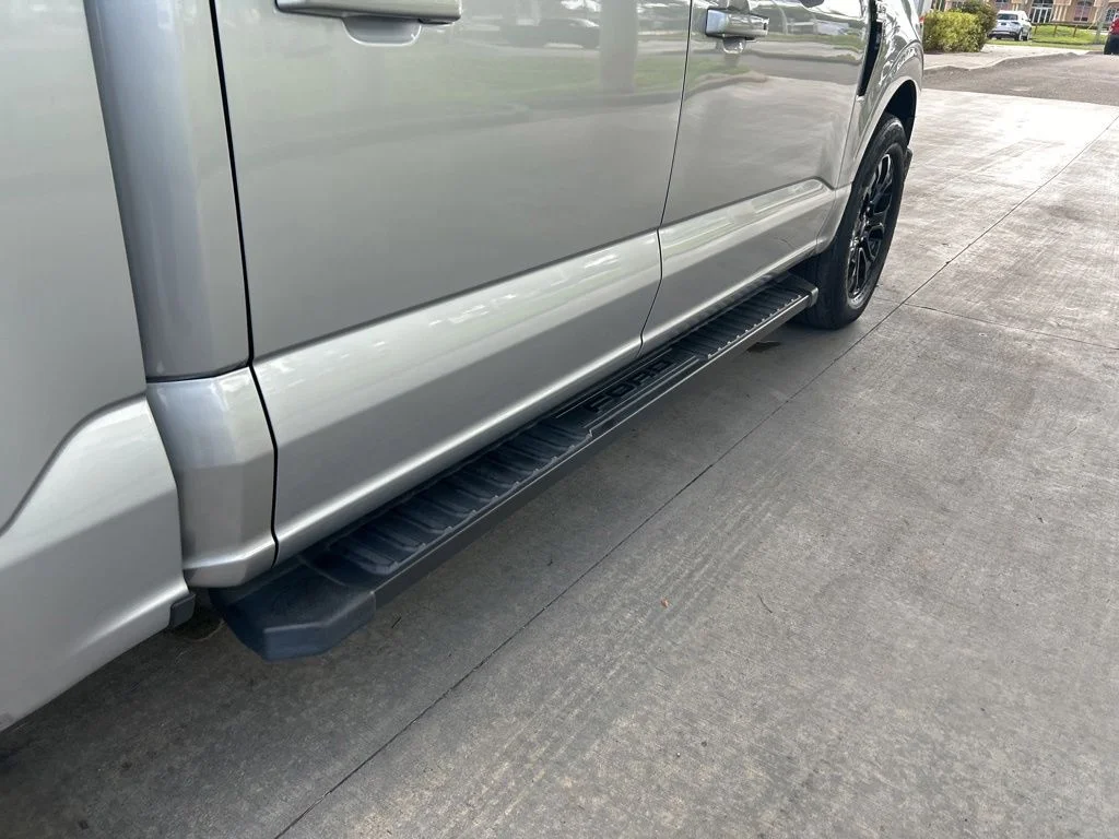 Used 2022 Silver Ford XLT image 24