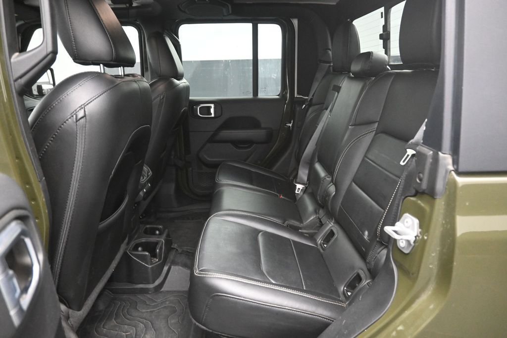 Used 2022 Green Jeep Overland image 27