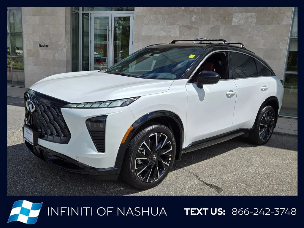 New 2027 2T RAD WHT INFINITI Autograph AWD image 2