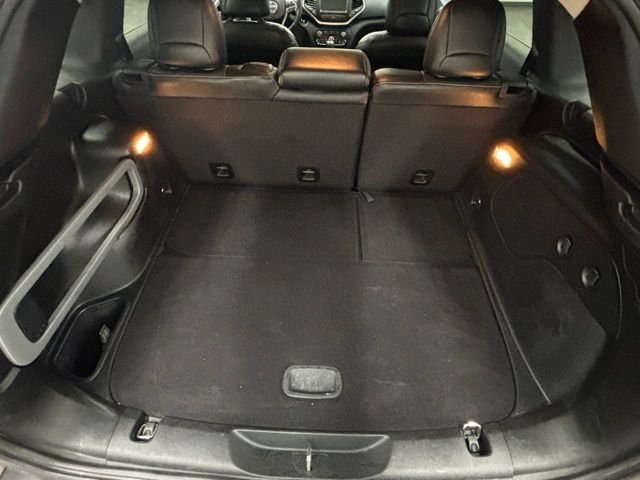 Used 2016 White Jeep Limited image 9