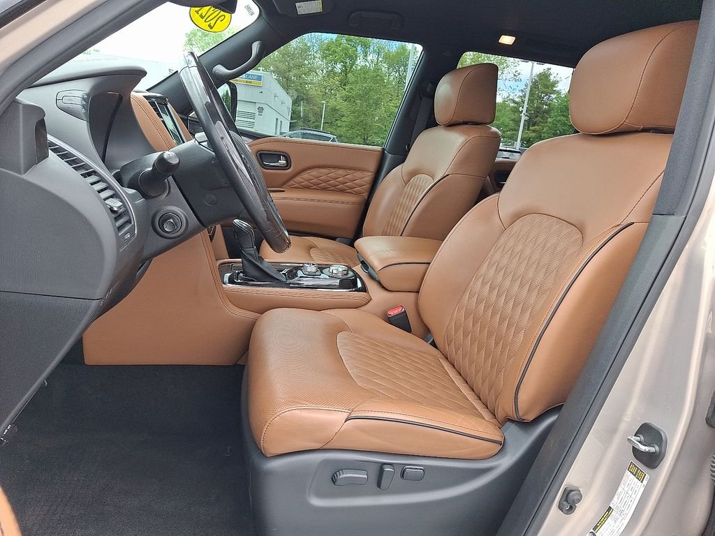 Used 2021 Beige INFINITI Sensory image 16