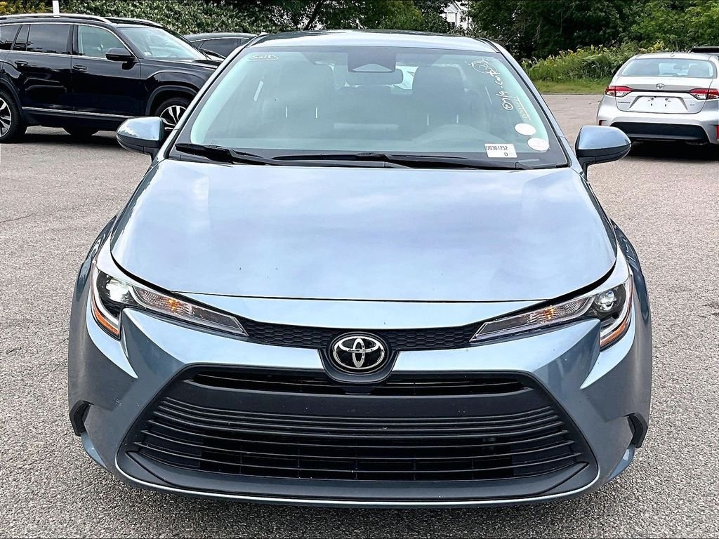 Certified Used 2024  Toyota LE image 2