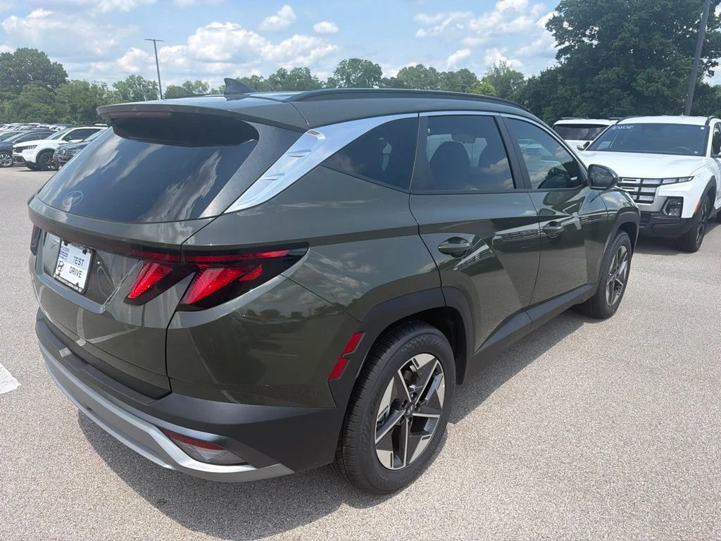 New 2026 Rockwood Green Hyundai SEL image 5
