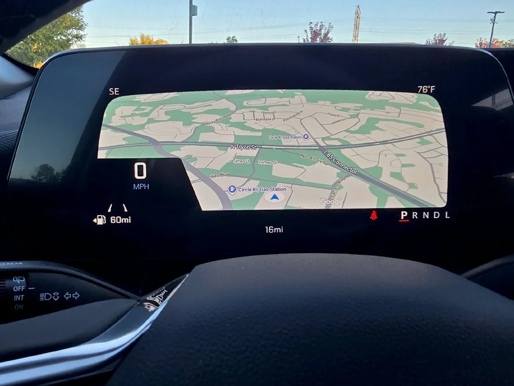 2027 Chevrolet Equinox LT - Photo 24