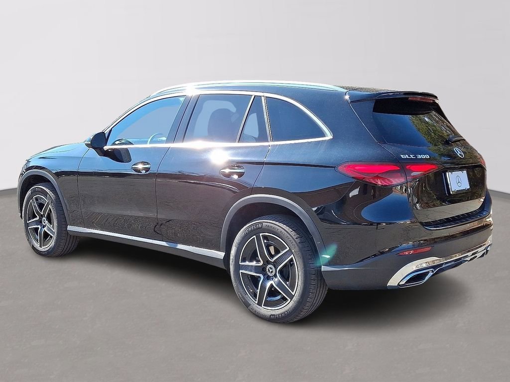 New 2026 Black Mercedes-Benz GLC 300 image 21