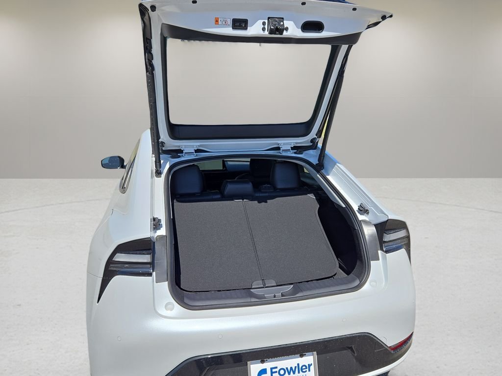 2026 Toyota Prius Plug-in Hybrid XSE Premium - Photo 27