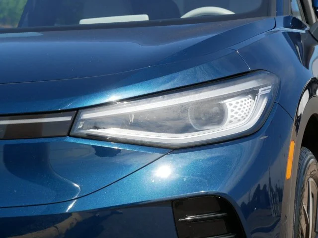 Certified Used 2023 Blue Volkswagen Pro S image 10
