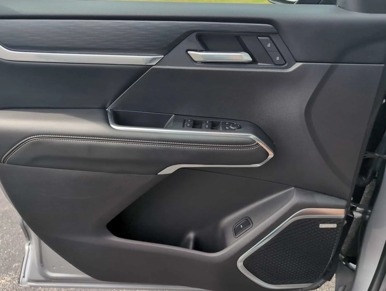 2025 GMC Acadia Elevation - Photo 22