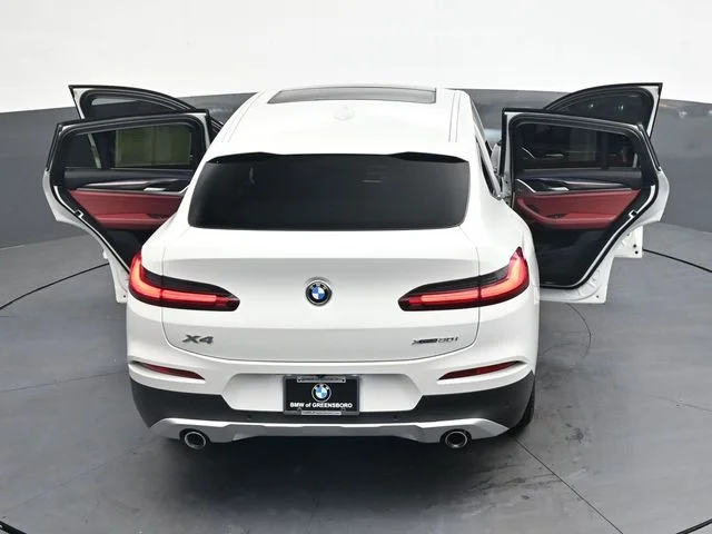 Used 2021 White BMW xDrive30i image 46