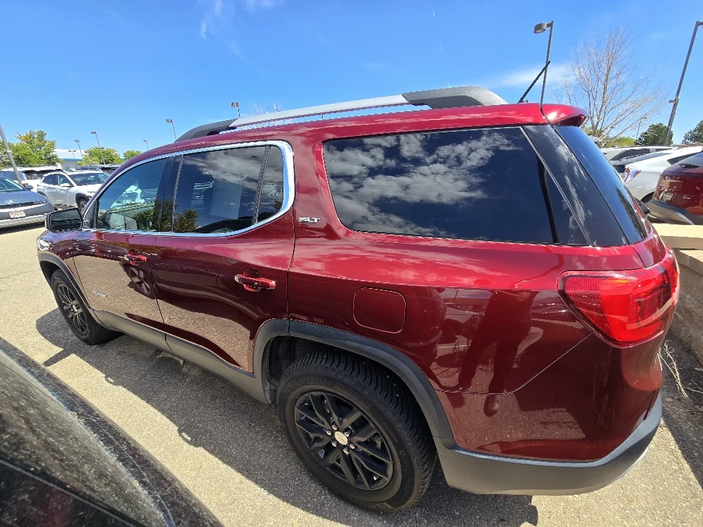 Used 2018 Crimson Red Tintcoat GMC SLT image 2