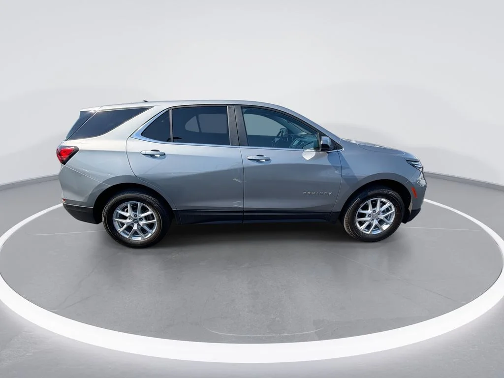 Used 2024 Gray Chevrolet LT image 9
