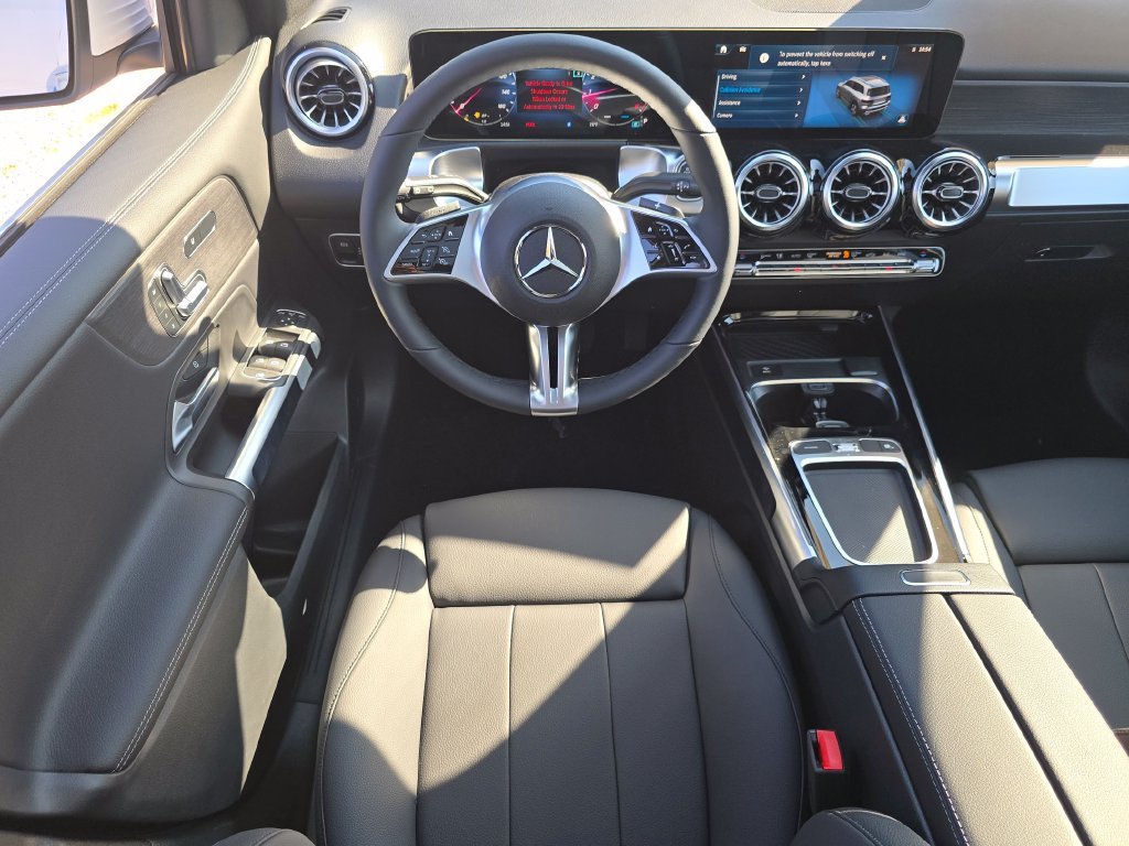 New 2026 Polar White Mercedes-Benz GLB 250 image 59