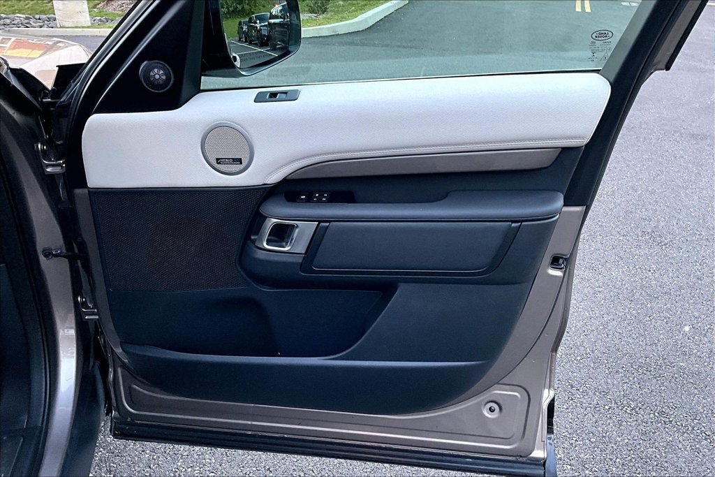 Used 2021 Brown Land Rover HSE R-Dynamic image 19