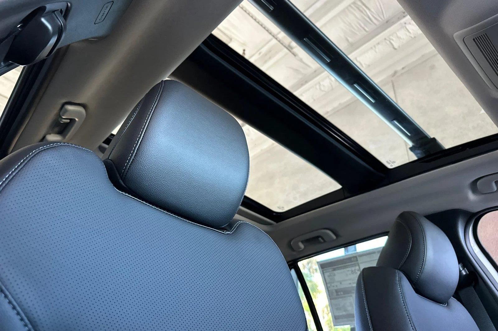 New 2026 Wind Chill Pearl Mazda Premium AWD image 19