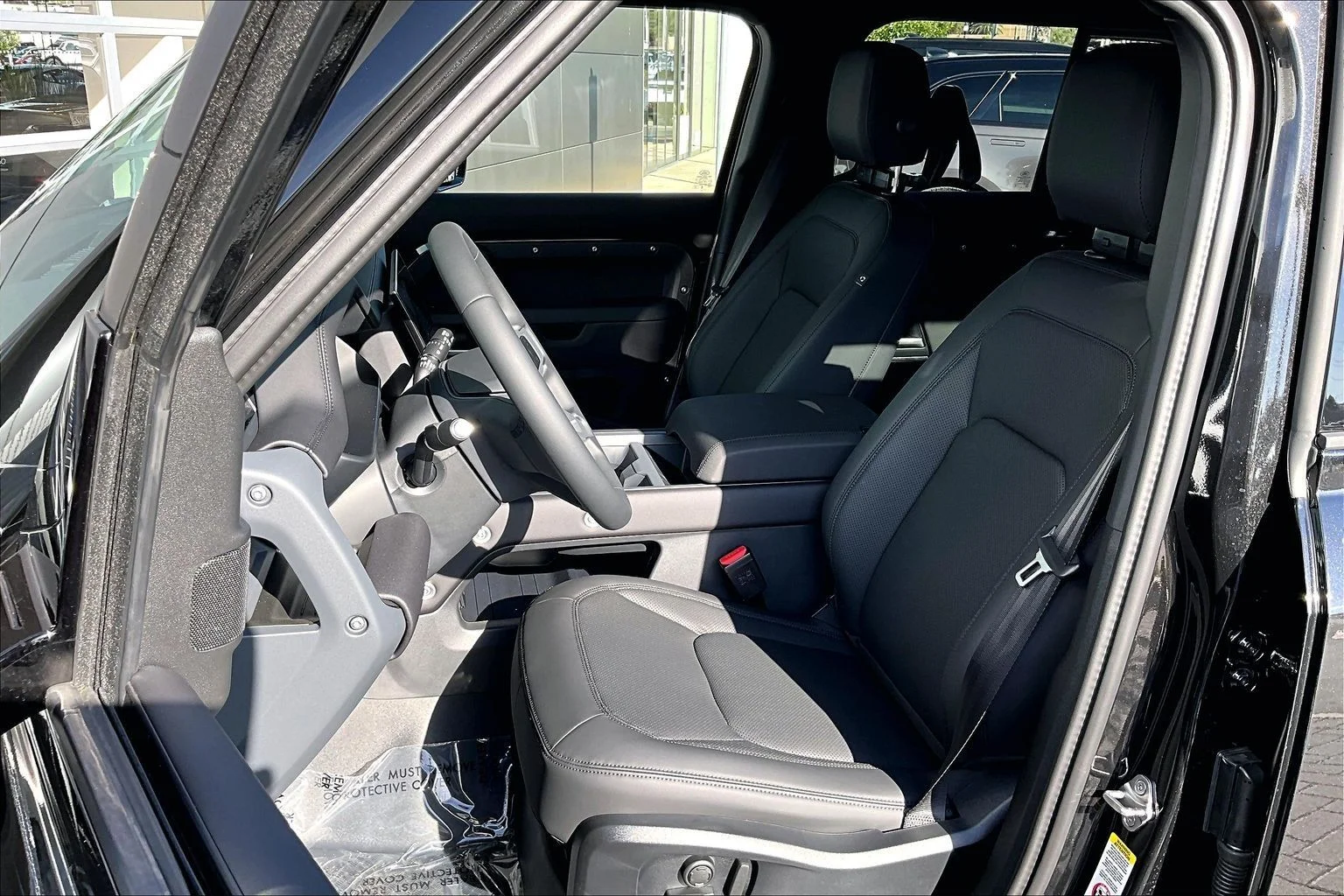 New 2026 Santorini Black Land Rover S image 9