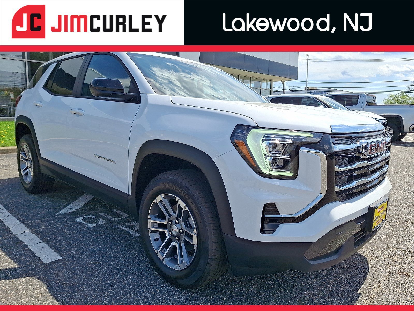 New 2026 Summit White GMC Elevation image 1