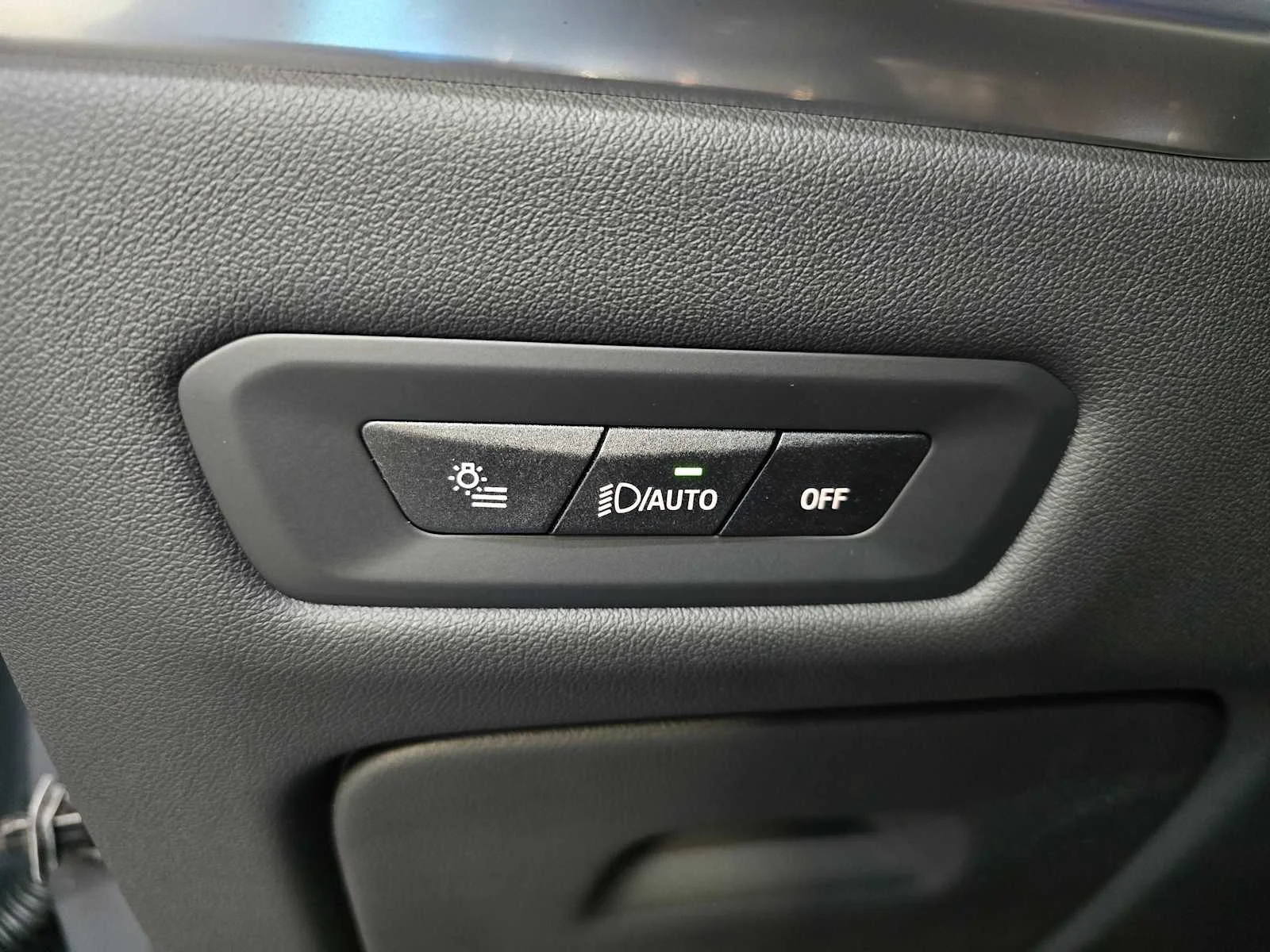 New 2026 Dravit Grey Metallic BMW M60i image 20