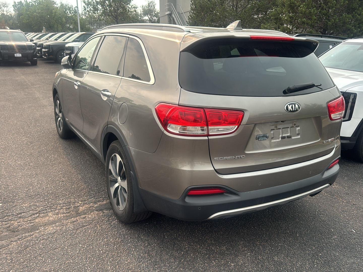 Used 2016 Titanium Silver Kia EX image 6