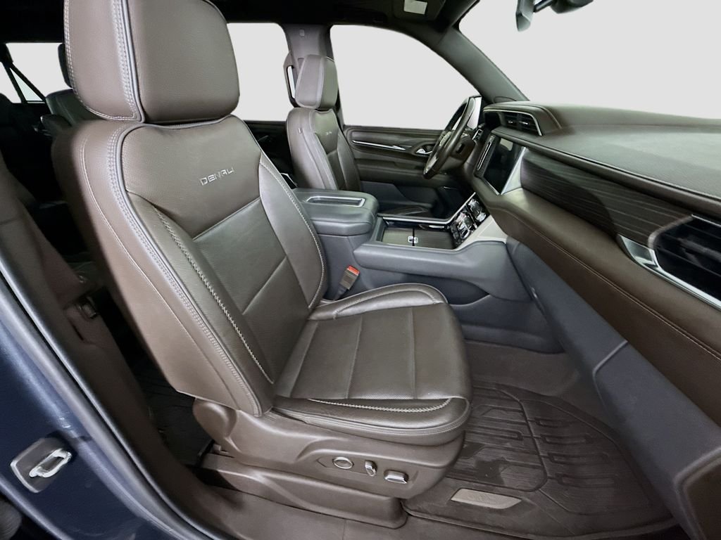Used 2021 Green GMC Denali image 30