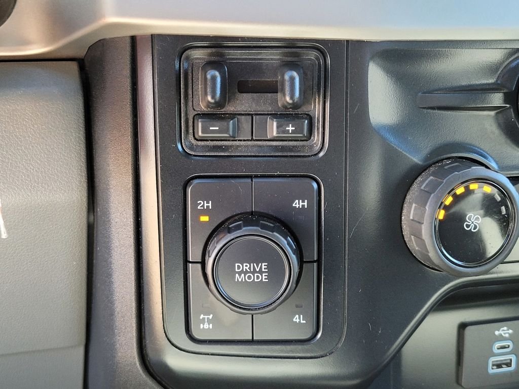 Used 2023 White Ford XL image 22