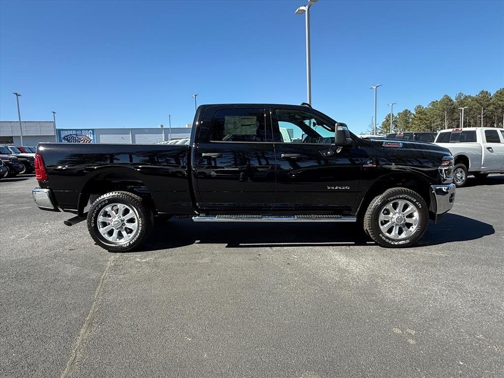 New 2026 Diamond Black Crystal Pearl-Coat Exterior Paint RAM Big Horn Crew Cab 4x4 6