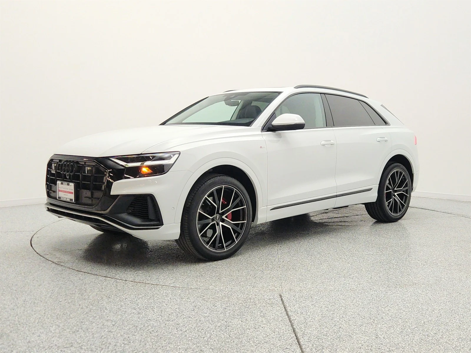 2022 Audi Q8 55 Premium Plus Tiptonic quattro's photo