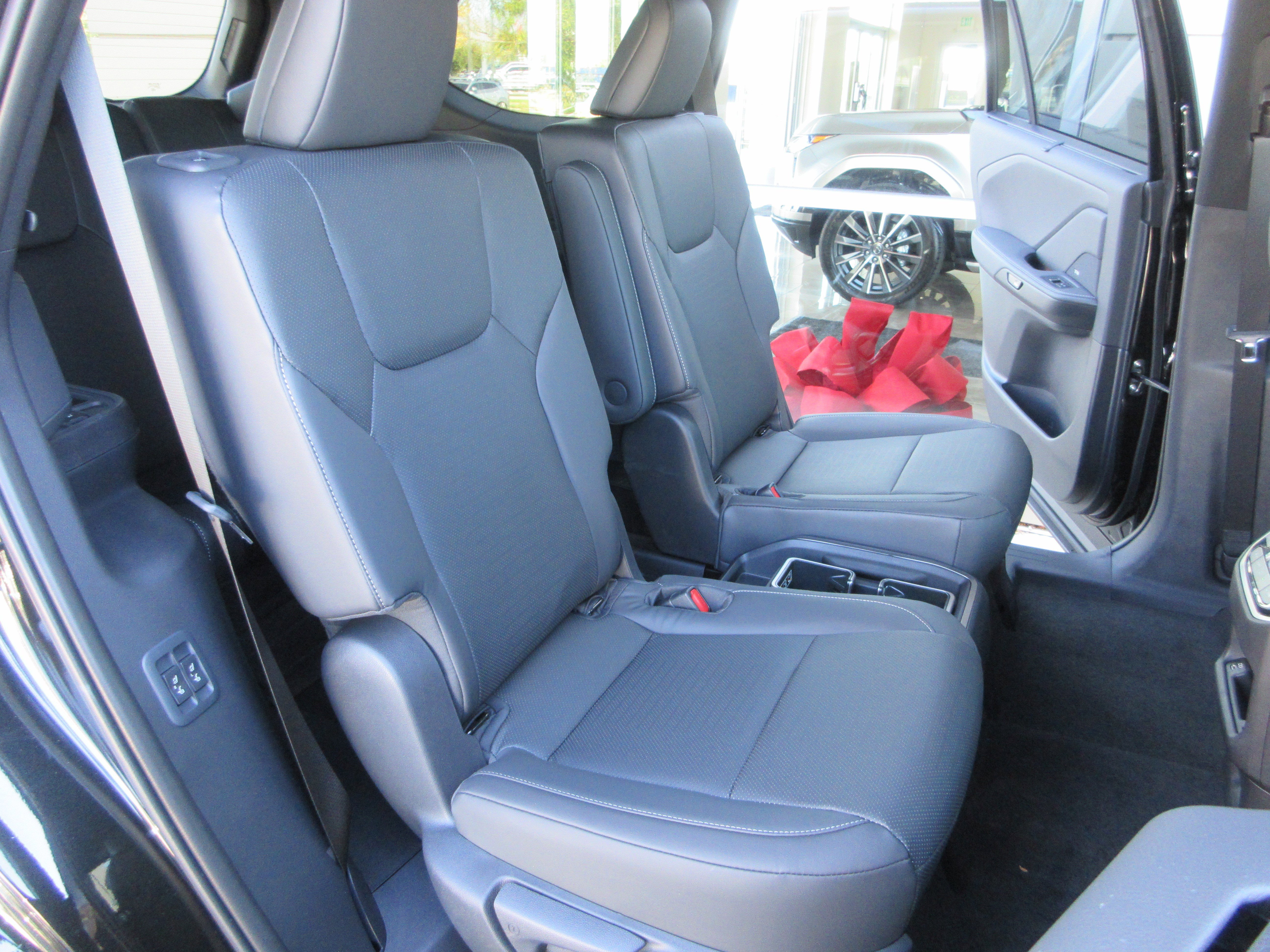 2026 Lexus TX 500h F-Sport Premium - Photo 22