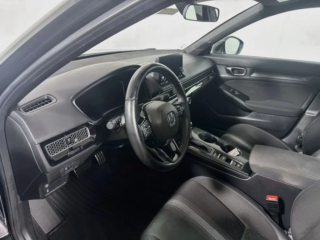 Used 2022 Crystal Black Pearl Honda Sport image 9