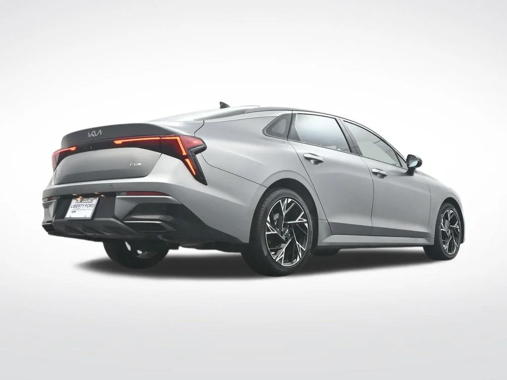 Used 2025 Steel Kia GT-Line image 36