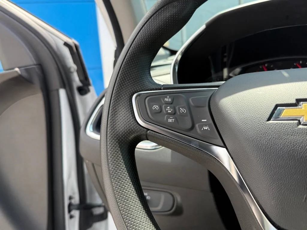 Used 2024 Summit White Chevrolet LS image 20