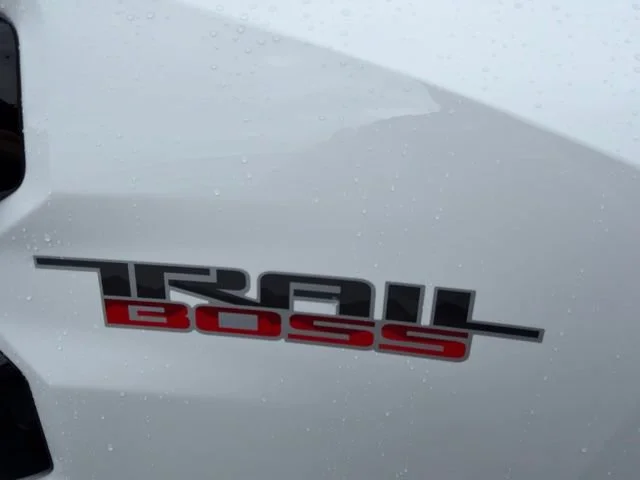 Used 2026 Apex Red Chevrolet LT image 17