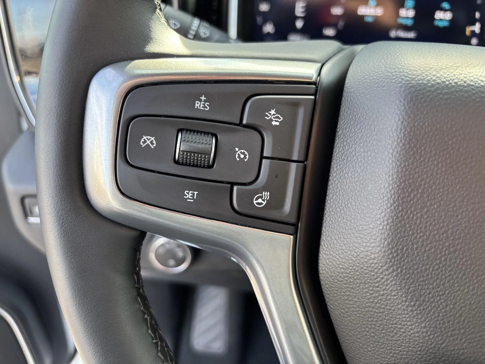 New 2026 Summit White Chevrolet LT image 45