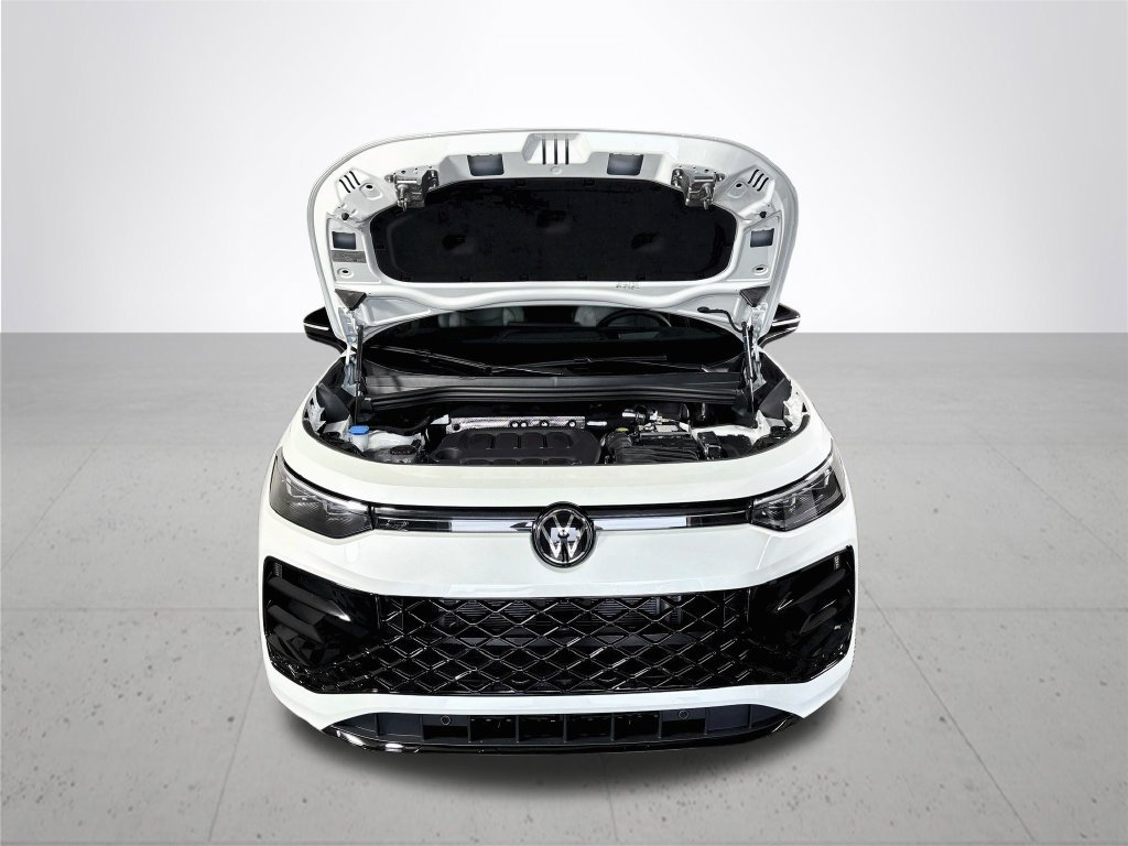 New 2026  Volkswagen SE R-Line Black image 22