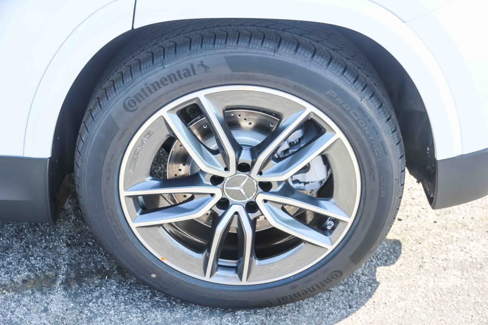 New 2026 Polar White Mercedes-Benz AMG® GLA 35 image 11