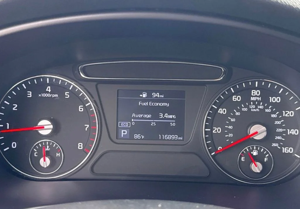 Used 2020 Black Kia LX image 9