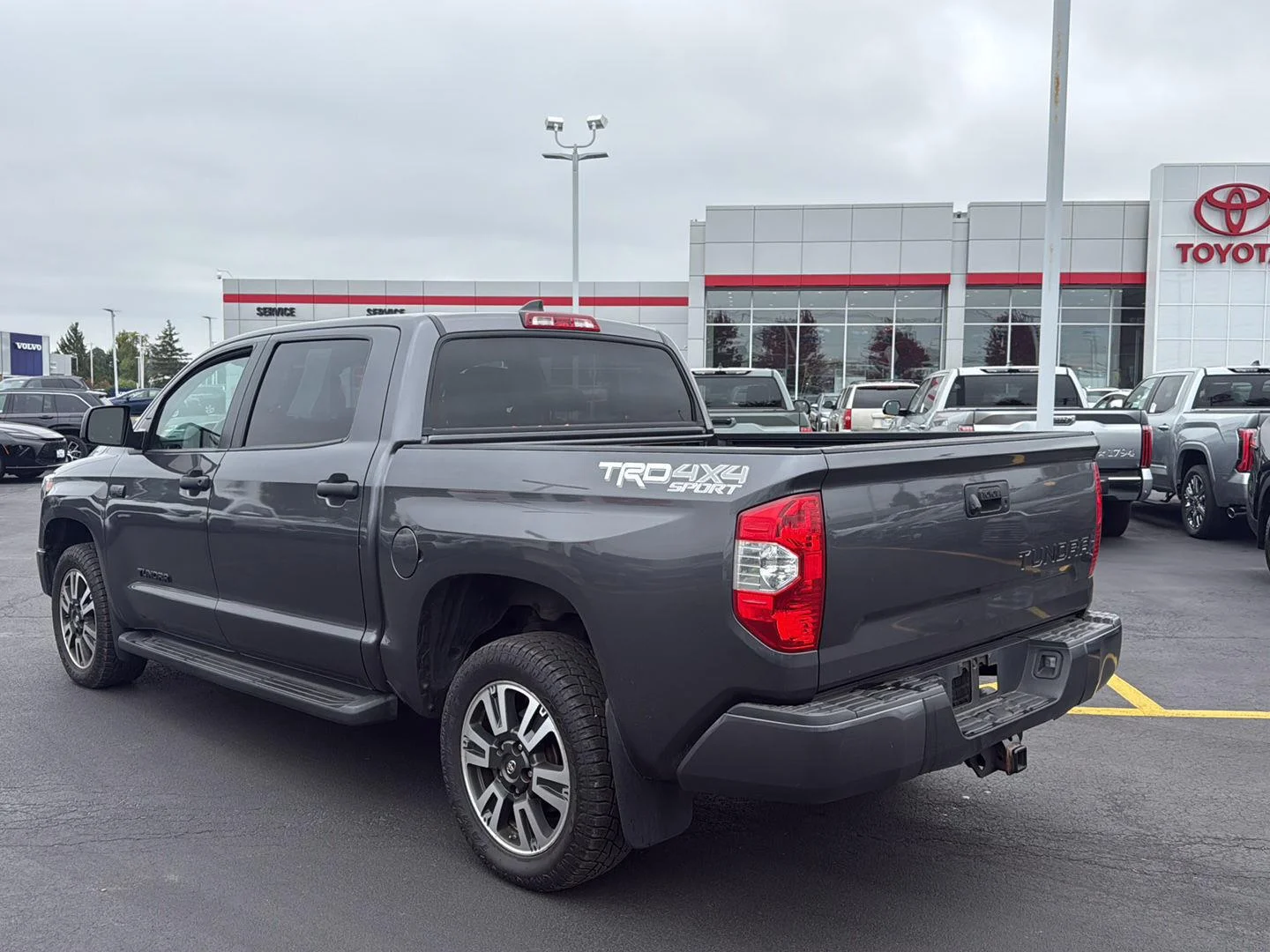 Used 2021 Magnetic Gray Metallic Toyota SR5 image 5