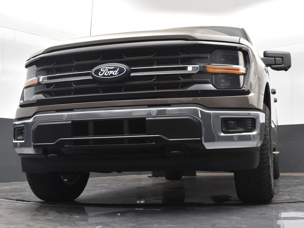 New 2026 Marsh Gray Ford XLT image 25