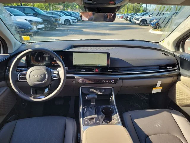 New 2026 Snow White Pearl Kia LXS image 23