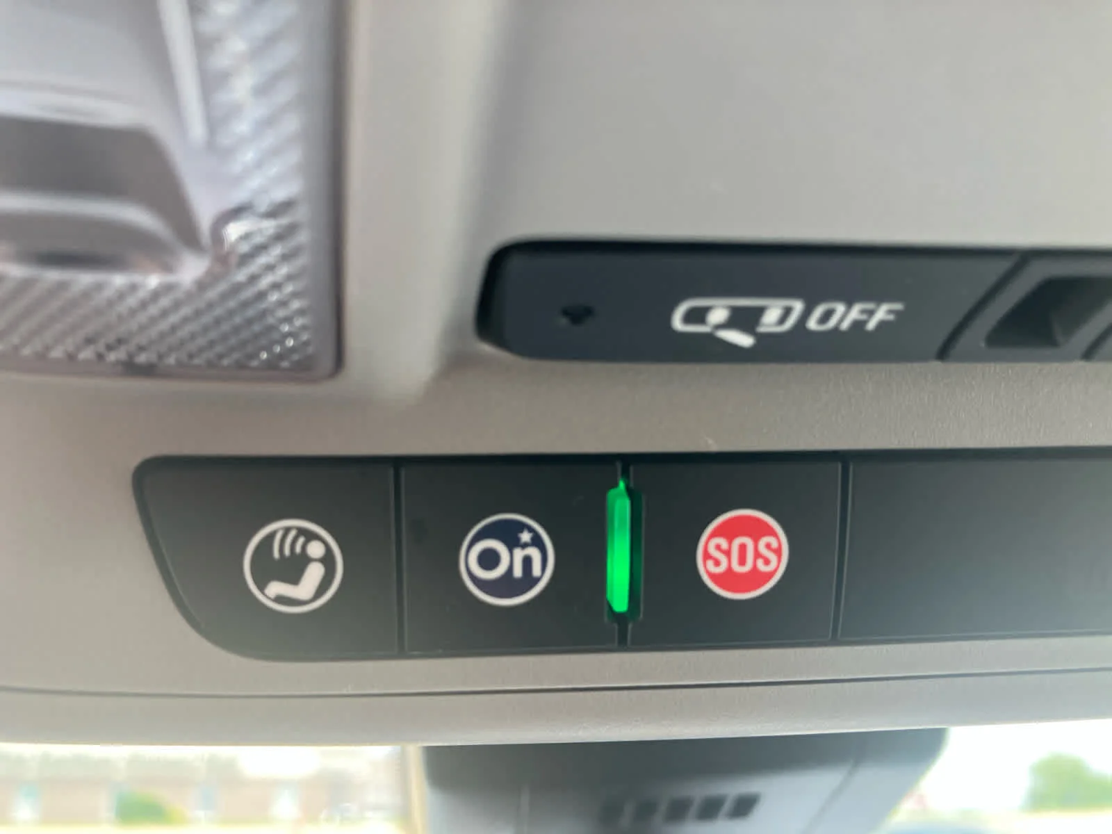 Used 2024 Sterling Metallic GMC SLE image 20