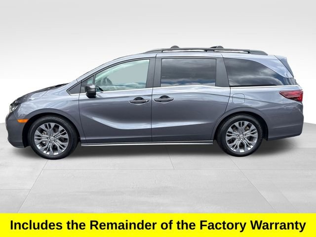 Used 2025  Honda Touring image 2