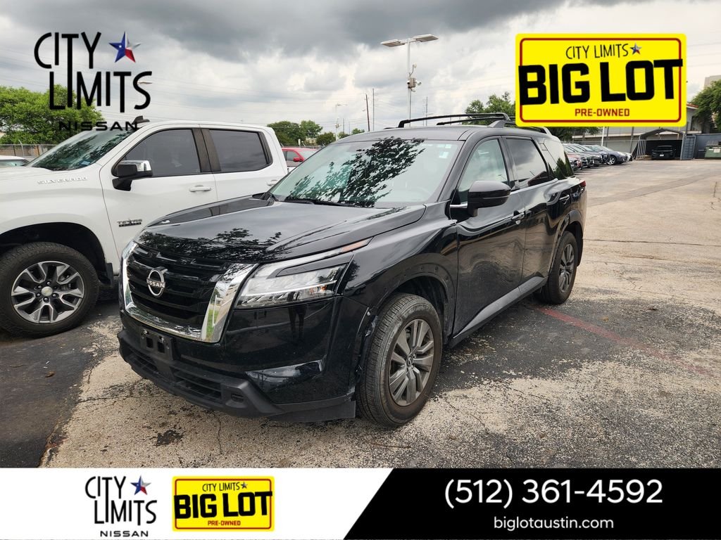 Used 2022 Black Nissan SV image 1