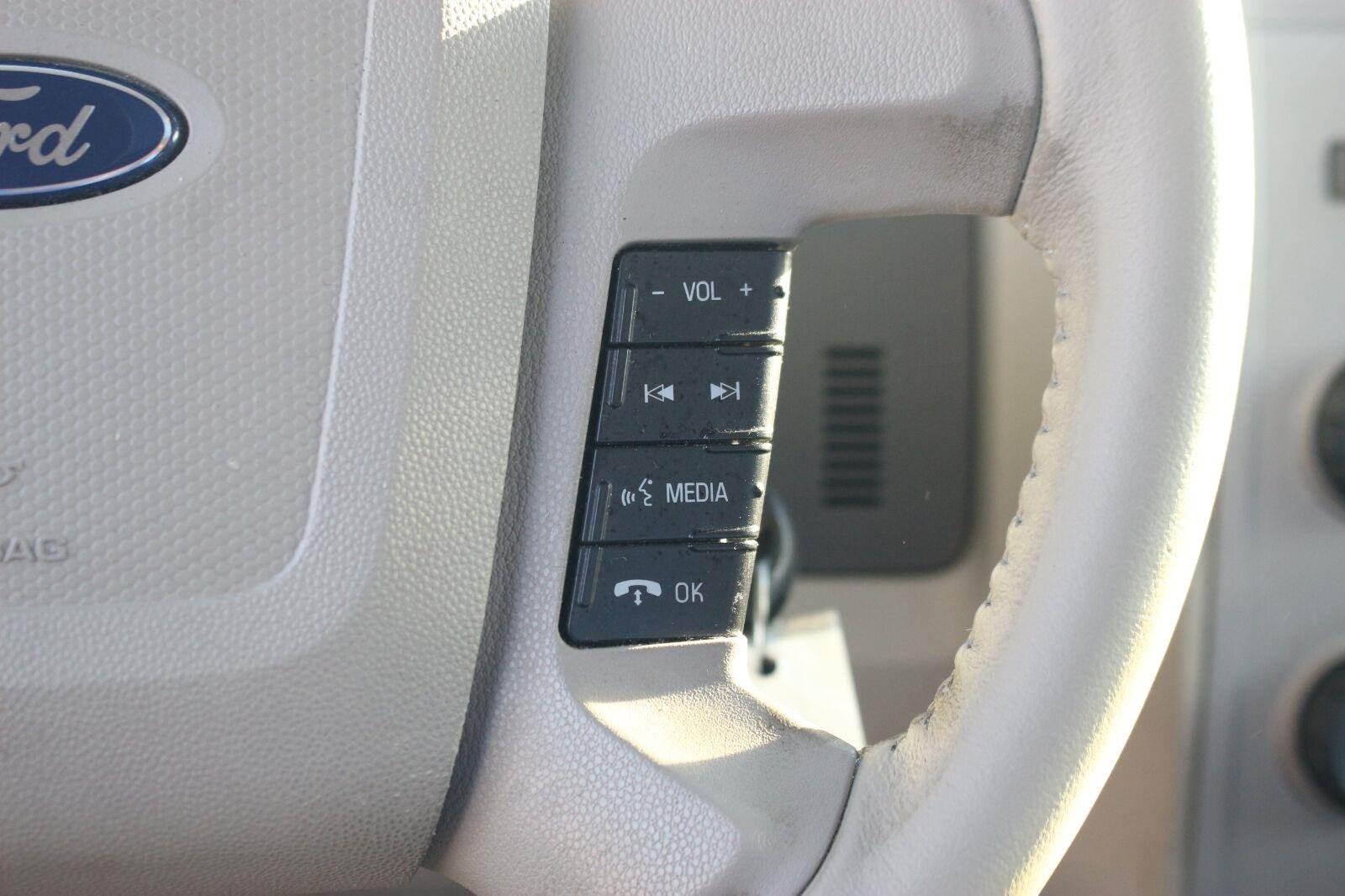 Used 2012 Blue Ford XLT image 18